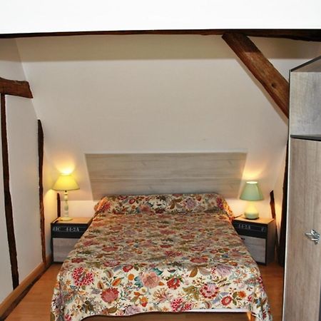 Gite De Charme Pres Des Chateaux De La Loire Avec Jardin, Terrasse Et Equipements Pour Familles - Fr-1-381-359 Azay-sur-Cher ภายนอก รูปภาพ
